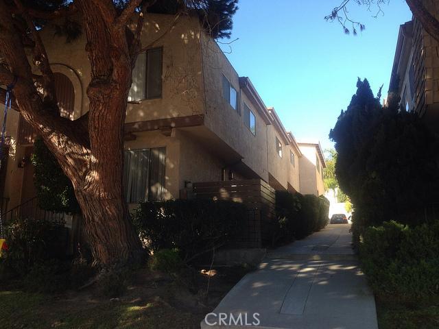 1915 Marshallfield Lane, Redondo Beach, California 90278, ,Residential Income,Sold,Marshallfield,SB14075537