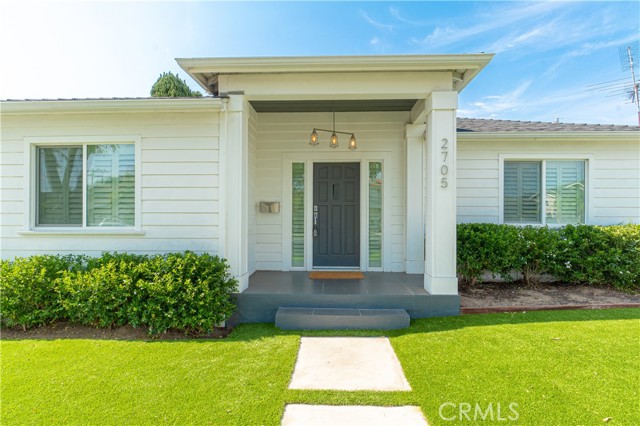2705 Robinson Street, Redondo Beach, California 90278, 4 Bedrooms Bedrooms, ,3 BathroomsBathrooms,Residential,Sold,Robinson,SB21127805