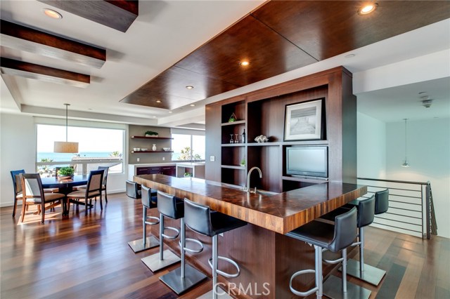 113 El Porto Street, Manhattan Beach, California 90266, 4 Bedrooms Bedrooms, ,2 BathroomsBathrooms,Residential,Sold,El Porto,SB19022186