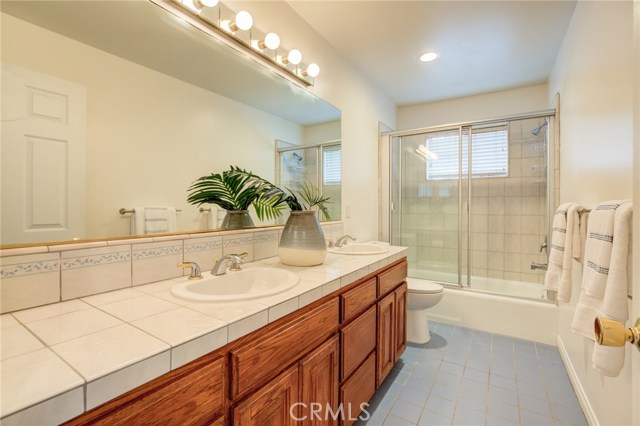 513 Camino Real, Redondo Beach, California 90277, 5 Bedrooms Bedrooms, ,2 BathroomsBathrooms,Residential,Sold,Camino Real,SB20152280