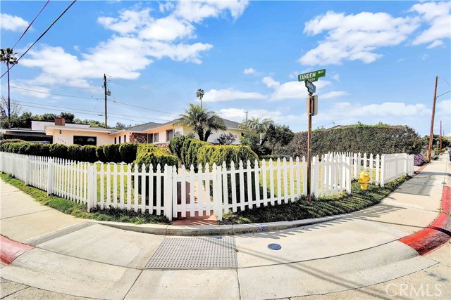 3204 Danaha Street, Torrance, California 90505, 4 Bedrooms Bedrooms, ,2 BathroomsBathrooms,Residential,Sold,Danaha,OC20128588 3204 Danaha Street, Torrance, California 90505, 4 Bedrooms Bedrooms, ,2 BathroomsBathrooms,Residential,Sold,Danaha,OC20128588