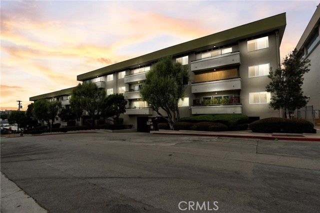 1600 Ardmore Avenue, Hermosa Beach, California 90254, 2 Bedrooms Bedrooms, ,2 BathroomsBathrooms,Residential,Sold,Ardmore,SB21134879