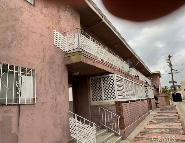  Income Home for Sale in Los Angeles, California