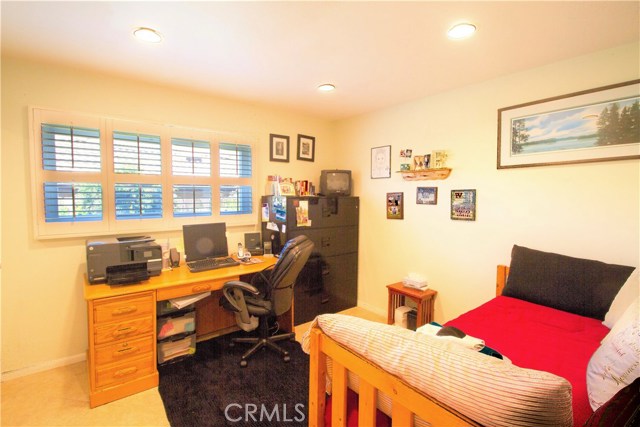 5672 Sunmist Drive, Rancho Palos Verdes, California 90275, 4 Bedrooms Bedrooms, ,3 BathroomsBathrooms,Residential,Sold,Sunmist,SB17111402