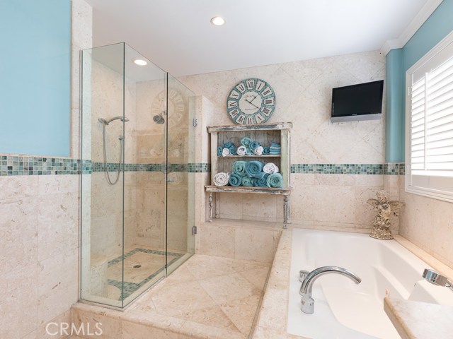 240 Monterey Boulevard, Hermosa Beach, California 90254, 3 Bedrooms Bedrooms, ,2 BathroomsBathrooms,Residential,Sold,Monterey,SB19037941