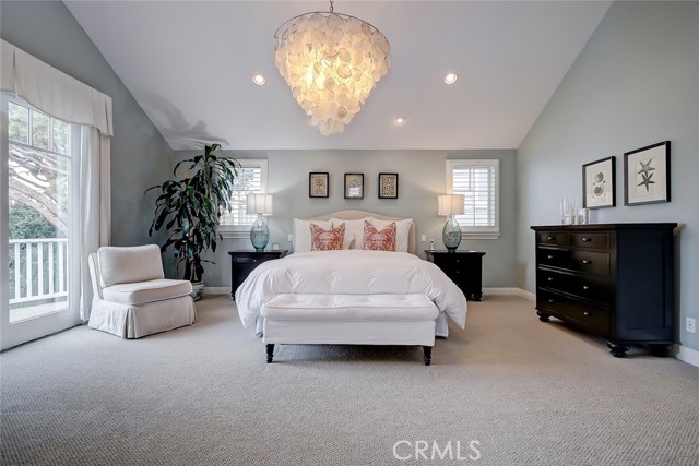 649 26th Street, Manhattan Beach, California 90266, 5 Bedrooms Bedrooms, ,4 BathroomsBathrooms,Residential,Sold,26th,SB21027371