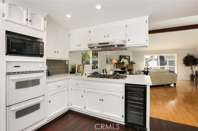 710 Guadalupe Avenue, Redondo Beach, California 90277, 2 Bedrooms Bedrooms, ,1 BathroomBathrooms,Residential,Sold,Guadalupe,SB18012304