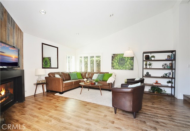 2603 Voorhees Avenue, Redondo Beach, California 90278, 2 Bedrooms Bedrooms, ,2 BathroomsBathrooms,Residential,Sold,Voorhees,SB18046285