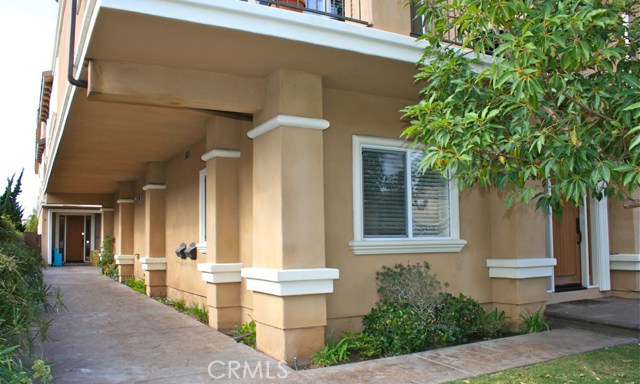 219 Lucia Avenue, Redondo Beach, California 90277, 3 Bedrooms Bedrooms, ,2 BathroomsBathrooms,Residential,Sold,Lucia,PV18248811