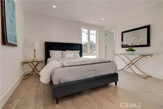 1401 Corona Street, Hermosa Beach, California 90254, 4 Bedrooms Bedrooms, ,3 BathroomsBathrooms,Residential,Sold,Corona,SB20015755