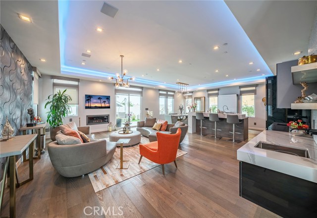 1921 Speyer Lane, Redondo Beach, California 90278, 4 Bedrooms Bedrooms, ,3 BathroomsBathrooms,Residential,Sold,Speyer,PV19099072
