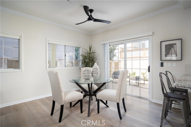 Breakfast area and breakfast counter for casual meals.