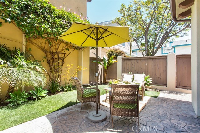 2111 Curtis Avenue, Redondo Beach, California 90278, 4 Bedrooms Bedrooms, ,2 BathroomsBathrooms,Residential,Sold,Curtis,SB18132380