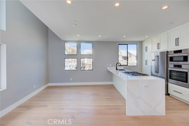 2004 Grant Avenue, Redondo Beach, California 90278, 4 Bedrooms Bedrooms, ,5 BathroomsBathrooms,Residential,Sold,Grant,PV19040673