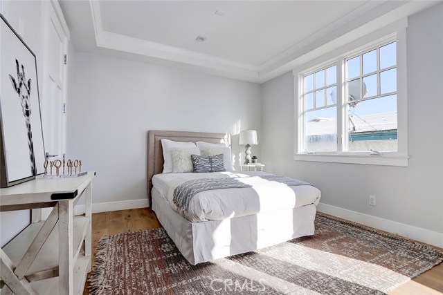 2204 Alma Avenue, Manhattan Beach, California 90266, 4 Bedrooms Bedrooms, ,3 BathroomsBathrooms,Residential,Sold,Alma,SB19265065