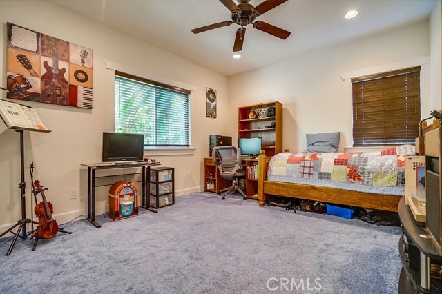 105 S Prospect Avenue, Redondo Beach, California 90277, 4 Bedrooms Bedrooms, ,2 BathroomsBathrooms,Residential,Sold,S Prospect,SB18121161