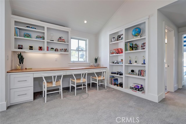 570 27th Street, Manhattan Beach, California 90266, 5 Bedrooms Bedrooms, ,4 BathroomsBathrooms,Residential,Sold,27th,SB21030922