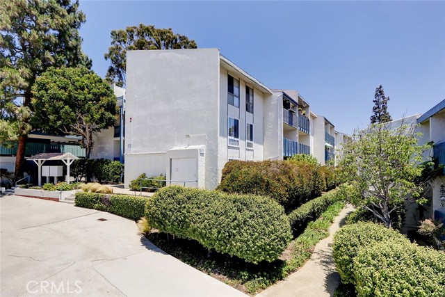 800 Camino Real, Redondo Beach, California 90277, 2 Bedrooms Bedrooms, ,2 BathroomsBathrooms,Residential,Sold,Camino Real,SB21118912