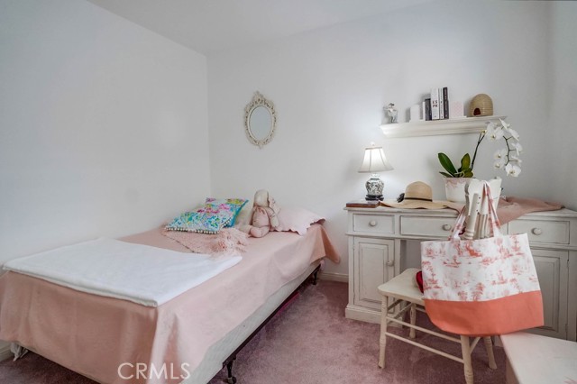 1800 Pacific Coast Highway, Redondo Beach, California 90277, 4 Bedrooms Bedrooms, ,2 BathroomsBathrooms,Residential,Sold,Pacific Coast Highway,SB21134588