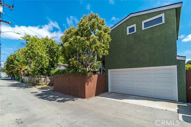 605 36th Street, Manhattan Beach, California 90266, 4 Bedrooms Bedrooms, ,3 BathroomsBathrooms,Residential,Sold,36th,SB17102133