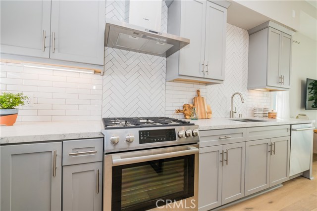 1920 Pacific Coast Highway, Redondo Beach, California 90277, 2 Bedrooms Bedrooms, ,2 BathroomsBathrooms,Residential,Sold,Pacific Coast Highway,OC19128258