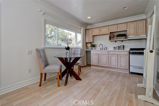 118 Helberta Avenue, Redondo Beach, California 90277, 3 Bedrooms Bedrooms, ,3 BathroomsBathrooms,Residential,Sold,Helberta,SB18247405