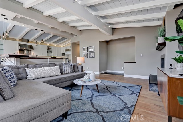 2317 Elm Avenue, Manhattan Beach, California 90266, 4 Bedrooms Bedrooms, ,3 BathroomsBathrooms,Residential,Sold,Elm,SB21152627