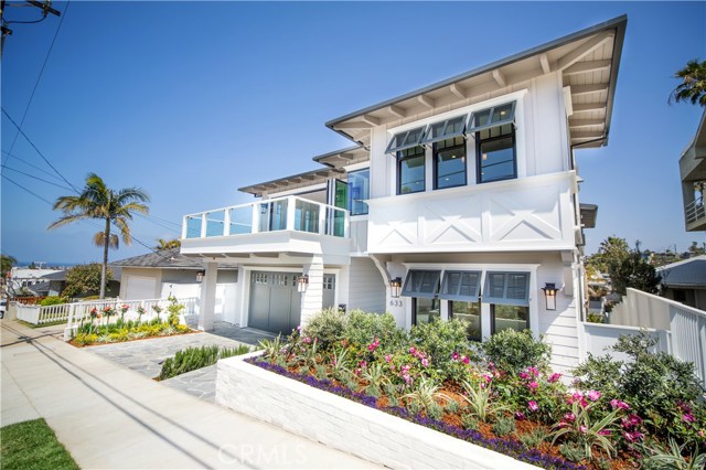 633 30th Street, Hermosa Beach, California 90254, 5 Bedrooms Bedrooms, ,7 BathroomsBathrooms,Residential,Sold,30th,SB18100924