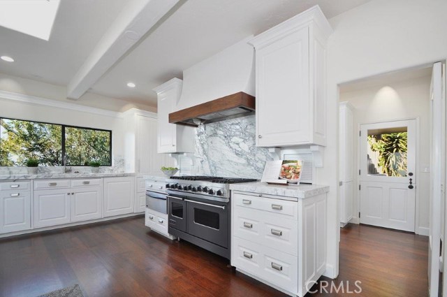 904 Via Nogales, Palos Verdes Estates, California 90274, 4 Bedrooms Bedrooms, ,4 BathroomsBathrooms,Residential,Sold,Via Nogales,PV18159668