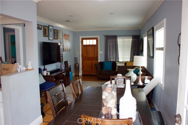 3 Bed Home for Sale in Hawthorne, California