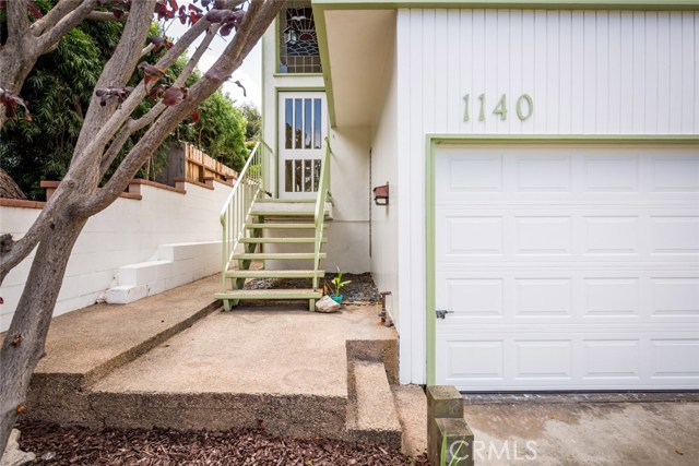 1140 7th Place, Hermosa Beach, California 90254, 3 Bedrooms Bedrooms, ,2 BathroomsBathrooms,Residential,Sold,7th,SB17188337