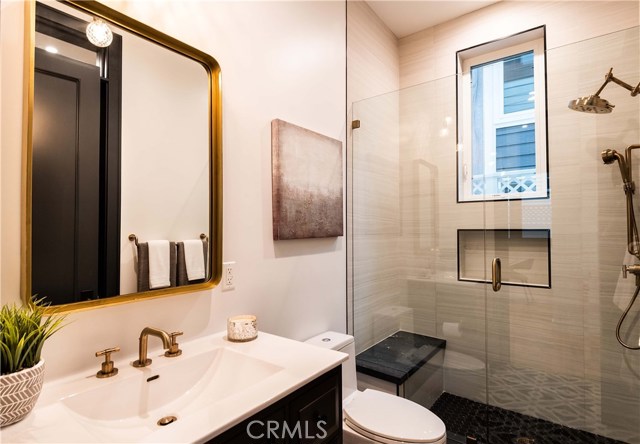 Bathroom for EnSuite Bedroom #2