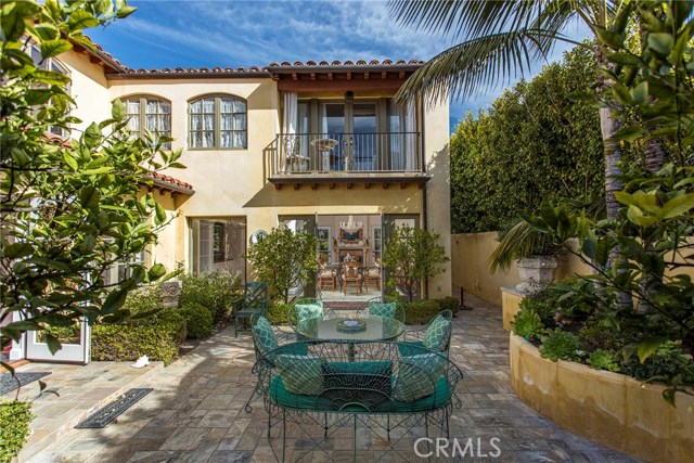 723 Emerald Bay ,Laguna Beach,CA 92651, USA