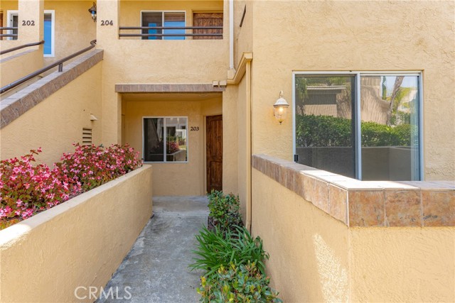 MLS: OC21130635 Condo For Sale