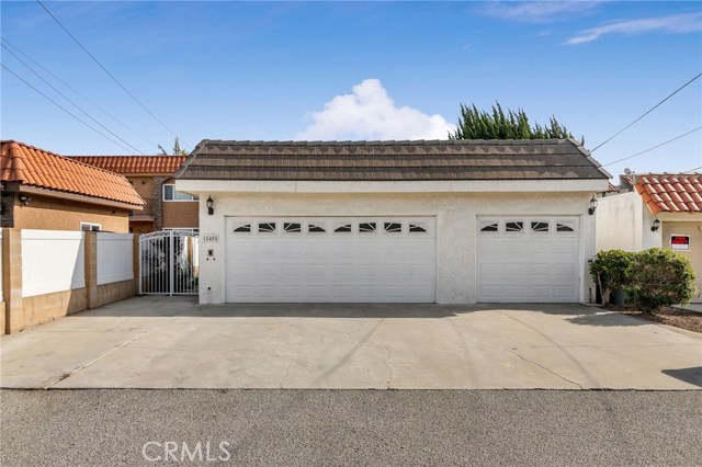 18408 Mansel Avenue, Redondo Beach, California 90278, ,Residential Income,Sold,Mansel,SB20248453