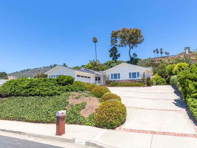 32460 Sea Raven Drive, Rancho Palos Verdes, California 90275, 4 Bedrooms Bedrooms, ,2 BathroomsBathrooms,Residential,Sold,Sea Raven,SB20116764