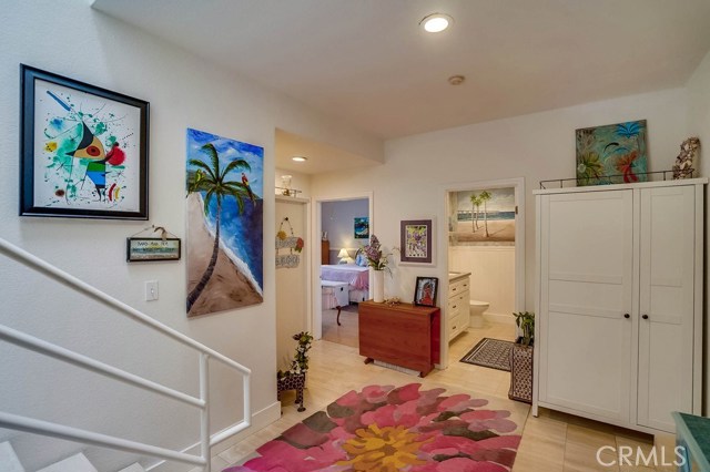 710 Beryl Street, Redondo Beach, California 90277, 3 Bedrooms Bedrooms, ,3 BathroomsBathrooms,Residential,Sold,Beryl,SB20099707