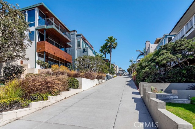 121 35th Street, Manhattan Beach, California 90266, 4 Bedrooms Bedrooms, ,4 BathroomsBathrooms,Residential,Sold,35th,SB19227401