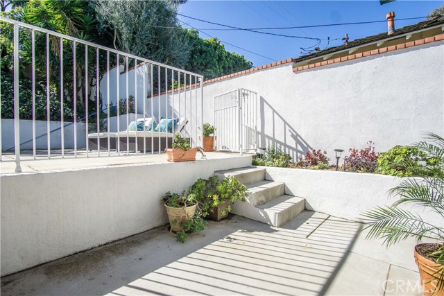 149 Vista Del Parque, Redondo Beach, California 90277, 4 Bedrooms Bedrooms, ,1 BathroomBathrooms,Residential,Sold,Vista Del Parque,PV19039225