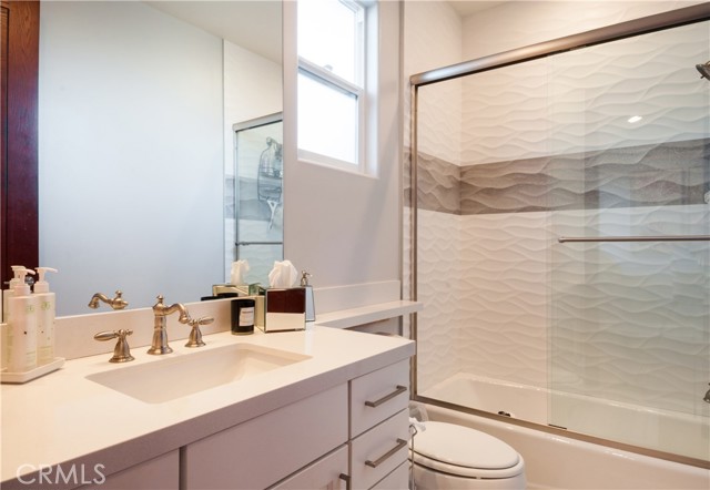 2110 Ernest Avenue, Redondo Beach, California 90278, 4 Bedrooms Bedrooms, ,3 BathroomsBathrooms,Residential,Sold,Ernest,SB21132960