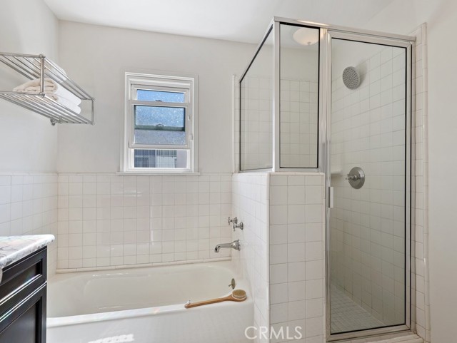 2 Bed Home for Sale in Sherman Oaks, California