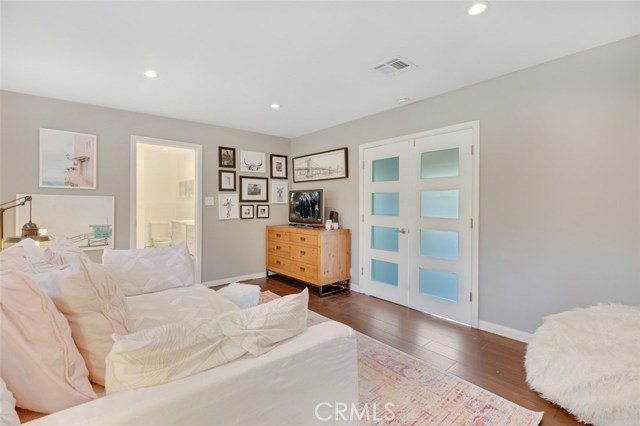3 Bed Home for Sale in Studio City, California