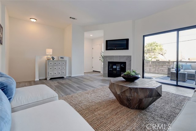 1916 Rockefeller Lane, Redondo Beach, California 90278, 3 Bedrooms Bedrooms, ,2 BathroomsBathrooms,Residential,Sold,Rockefeller,SB20073261
