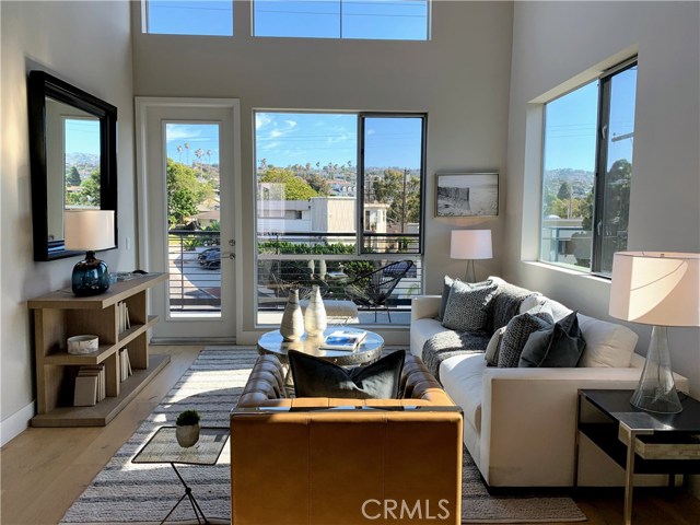 1920 Pacific Coast Highway, Redondo Beach, California 90277, 1 Bedroom Bedrooms, ,1 BathroomBathrooms,Residential,Sold,Pacific Coast Highway,OC19137068