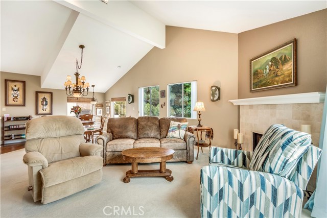 211 Helberta Avenue, Redondo Beach, California 90277, 2 Bedrooms Bedrooms, ,2 BathroomsBathrooms,Residential,Sold,Helberta,SB20006605