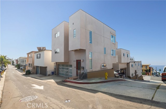 4021 Crest Drive, Manhattan Beach, California 90266, 2 Bedrooms Bedrooms, ,2 BathroomsBathrooms,Residential,Sold,Crest,SB20222826