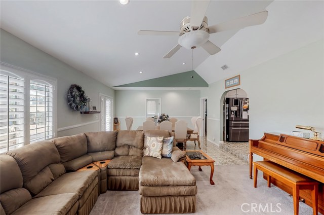 2614 Manhattan Beach Boulevard, Redondo Beach, California 90278, 4 Bedrooms Bedrooms, ,2 BathroomsBathrooms,Residential,Sold,Manhattan Beach,SB19051400