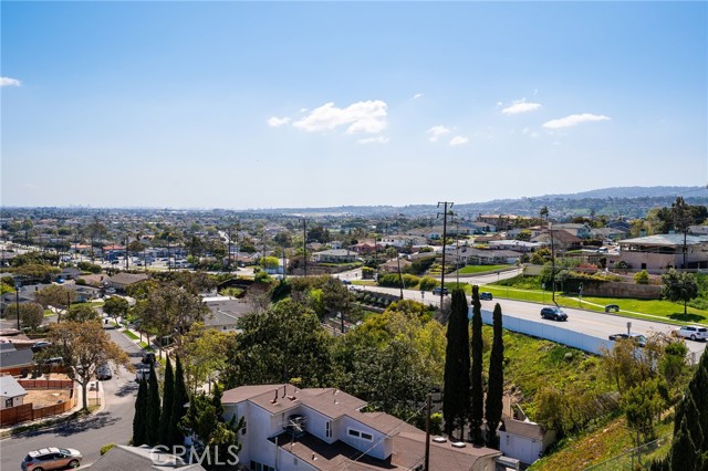 1108 Camino Real, Redondo Beach, California 90277, 3 Bedrooms Bedrooms, ,1 BathroomBathrooms,Residential,Sold,Camino Real,SB21068588