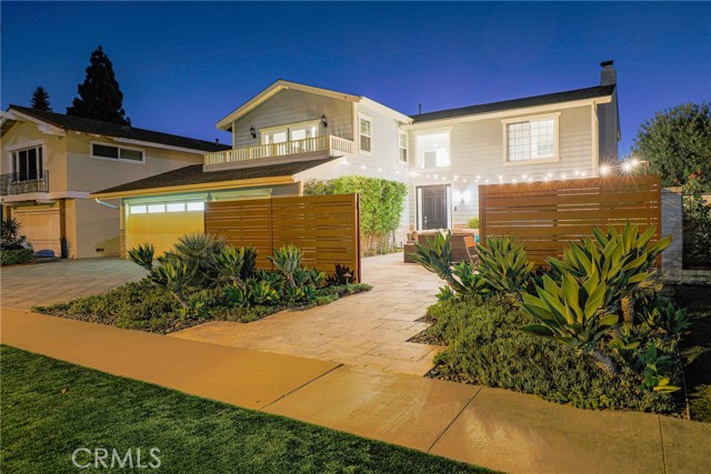 Photo of 2076 Mandarin Drive, Costa Mesa, CA 92626