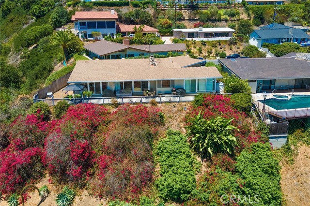 2050 Suana Drive, Rancho Palos Verdes, California 90275, 3 Bedrooms Bedrooms, ,2 BathroomsBathrooms,Residential,Sold,Suana,PW21144853